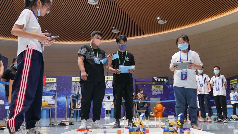 专精特新与高新技术企业认定：费用对比与选择解析