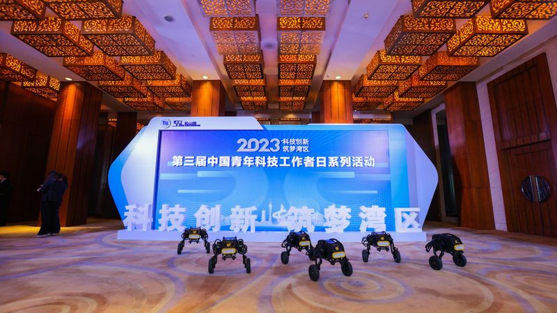 智能化改造与数字化转型：先行的逻辑与策略